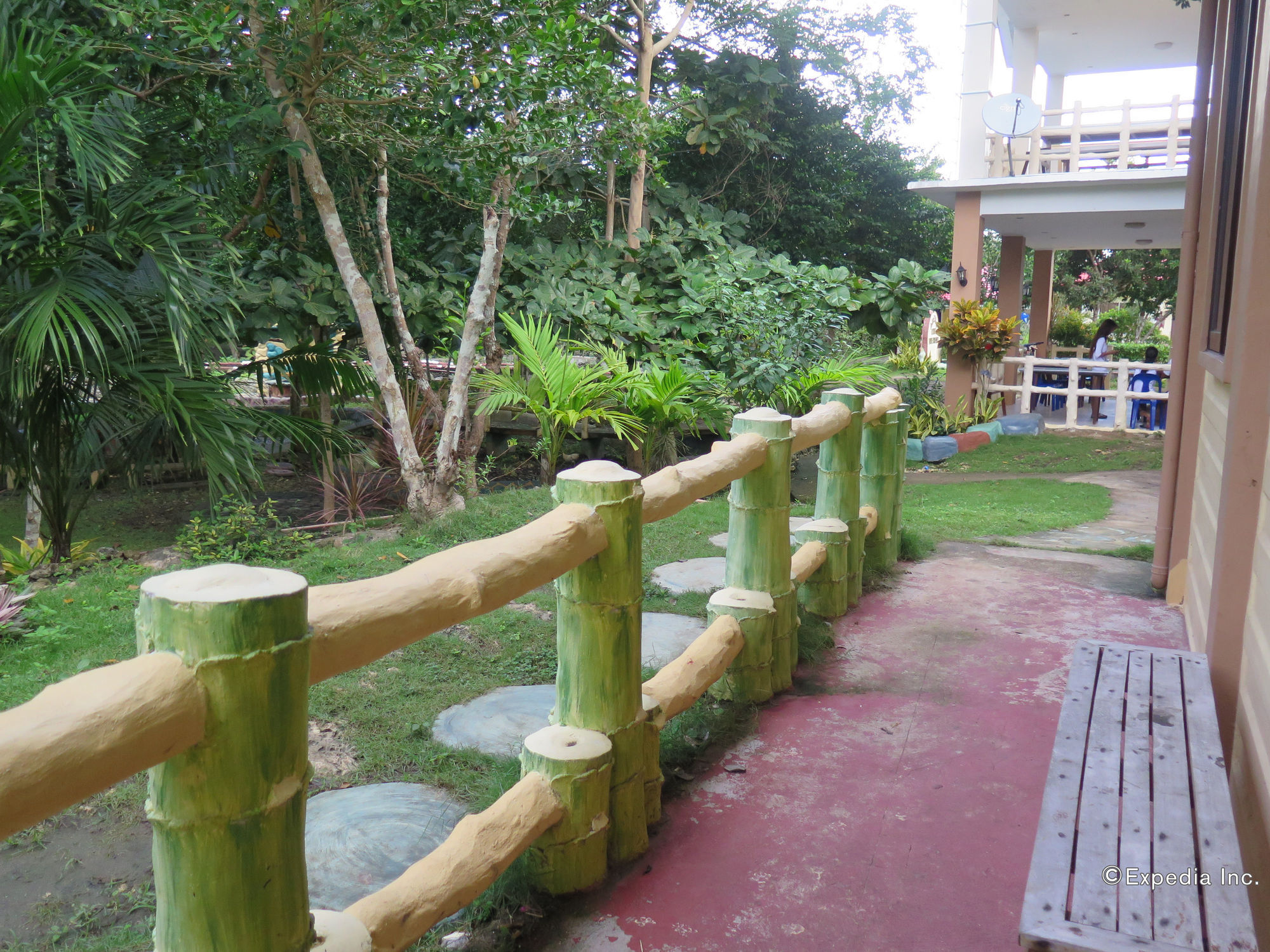 Alexis Cliff Dive Resort Panglao Zewnętrze zdjęcie