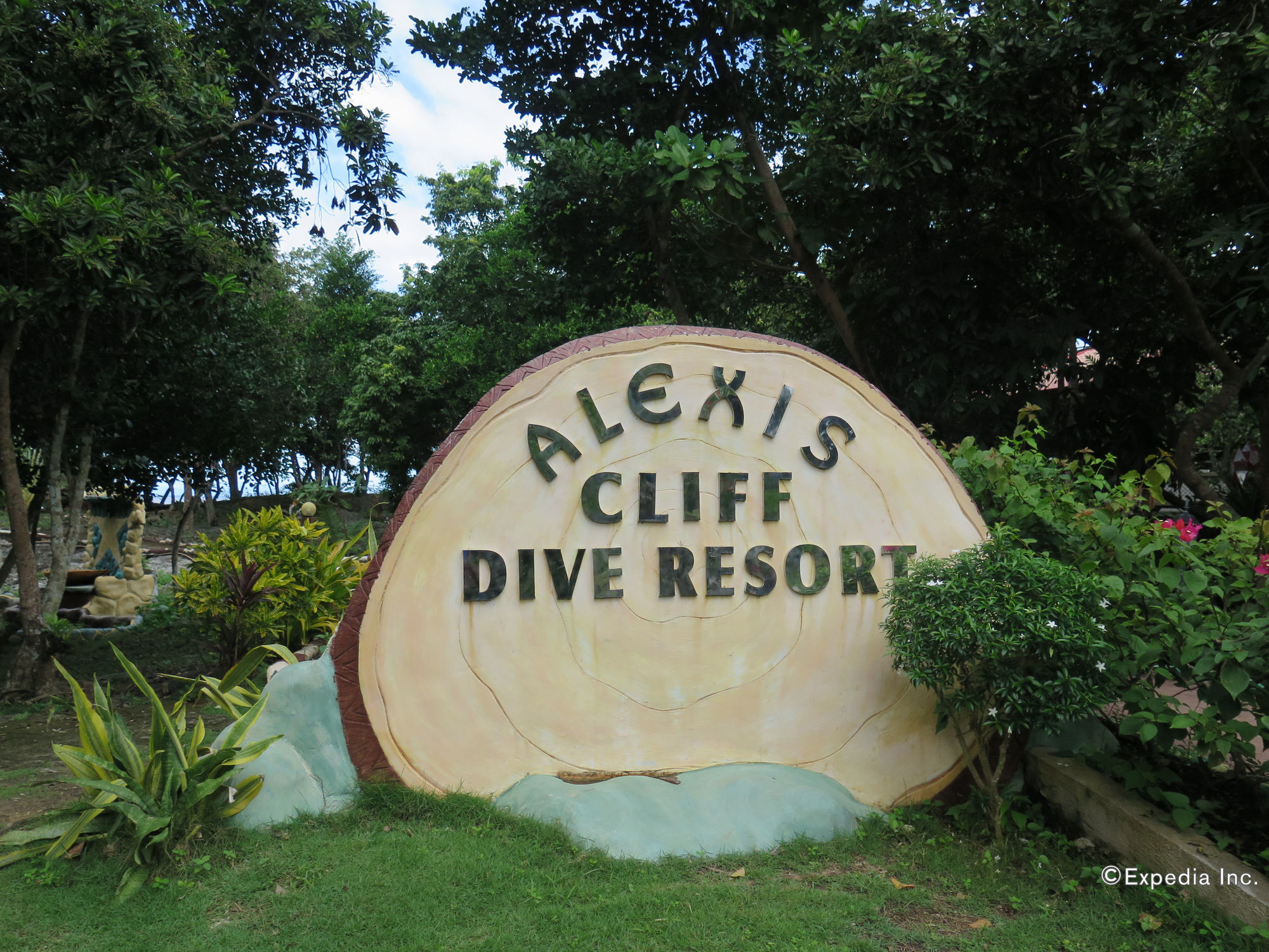 Alexis Cliff Dive Resort Panglao Zewnętrze zdjęcie